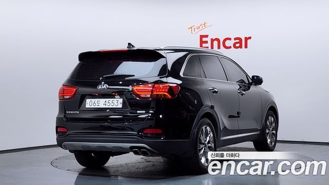 Kia Sorento 2018 — photo 2