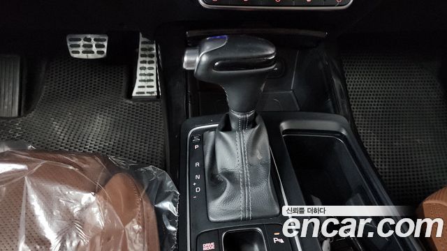 Kia Sorento 2018 — photo 12