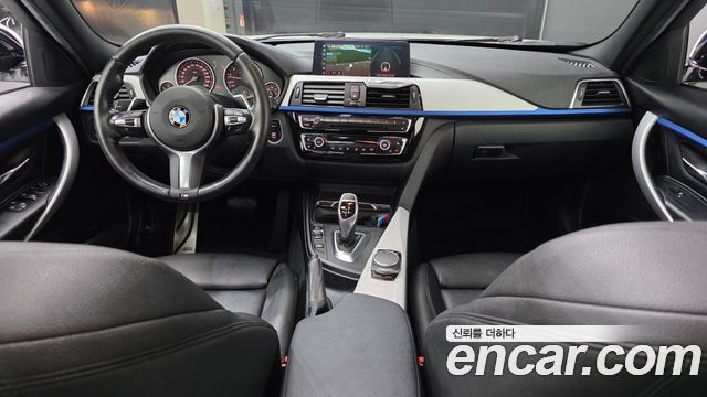 BMW 3-Series 2018 — photo 10