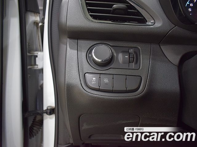 Chevrolet Korea Spark 2016 — photo 13