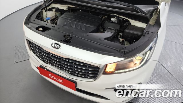 Kia Canival 2019 — photo 6