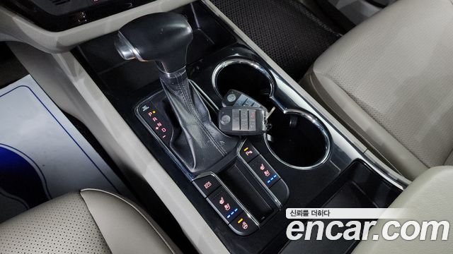 Kia Canival 2019 — photo 12