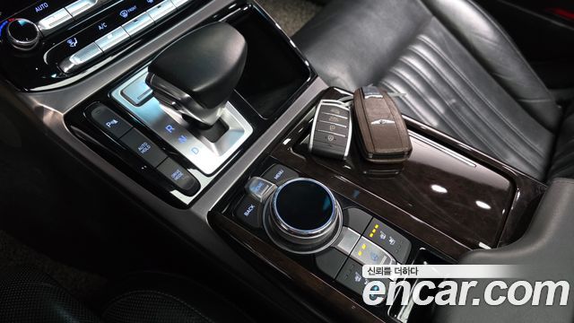 Genesis EQ900 2016 — photo 9