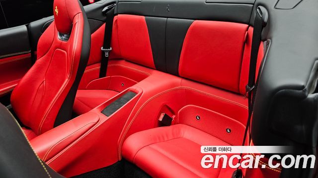 Ferrari Portofino 2019 — photo 18