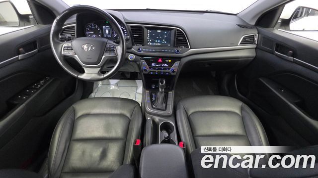 Hyundai AVANTE 2016 — photo 7