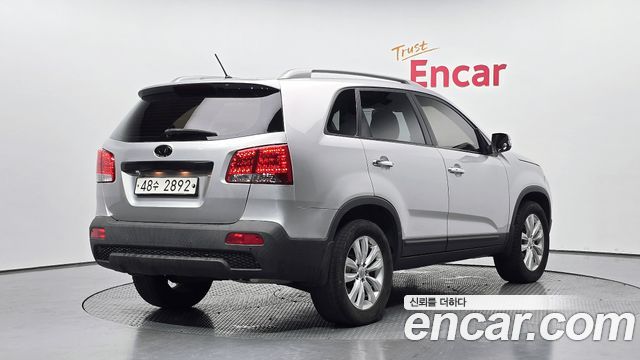 Kia Sorento 2011 — photo 2