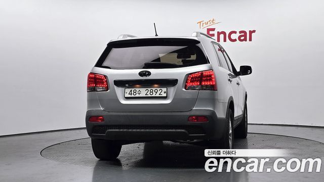Kia Sorento 2011 — photo 4