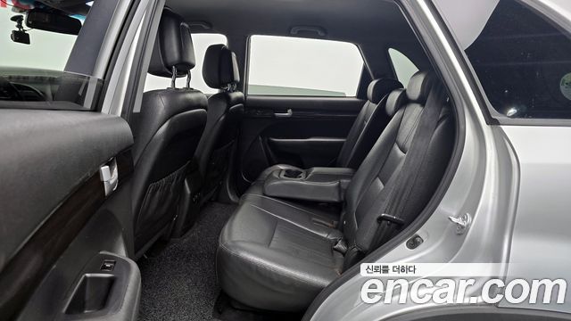 Kia Sorento 2011 — photo 12