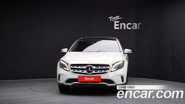 Mercedes-Benz GLA-Class 2018 — photo 3