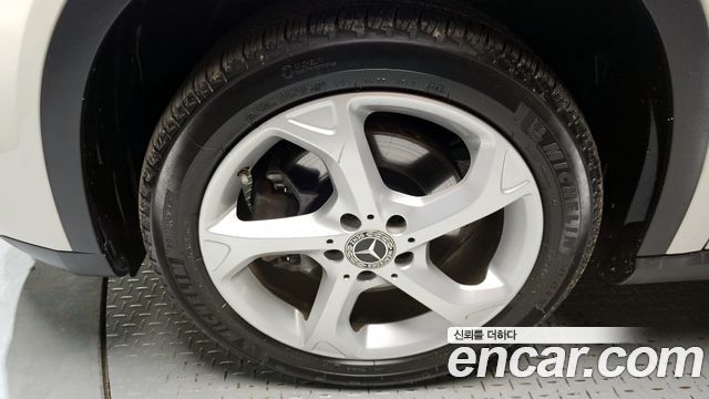 Mercedes-Benz GLA-Class 2018 — photo 5
