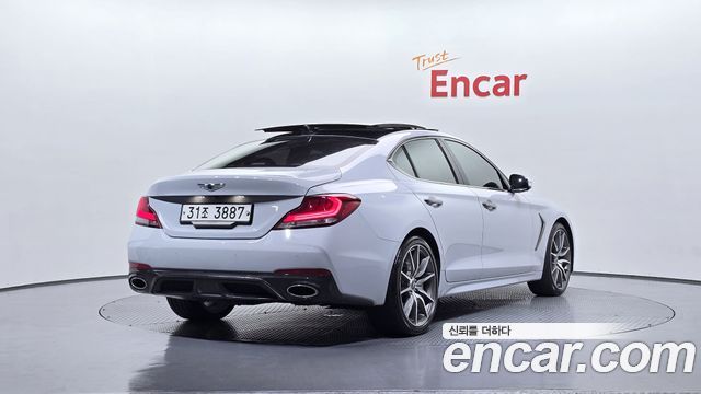 Genesis G70 2018 — photo 2