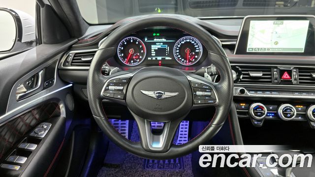 Genesis G70 2018 — photo 19