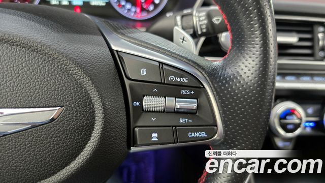 Genesis G70 2018 — photo 22