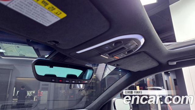 Genesis G70 2018 — photo 25