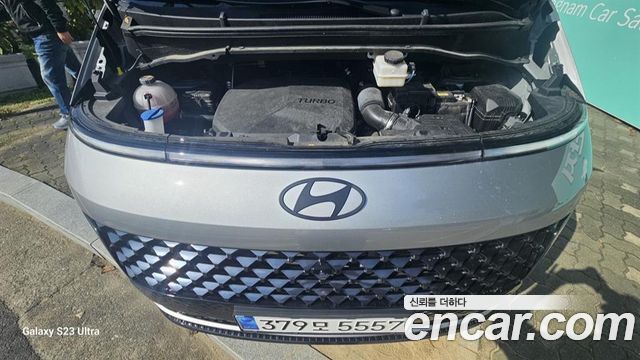 Hyundai Staria 2025 — photo 6