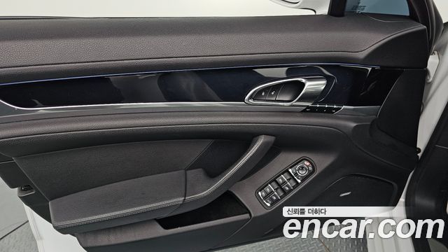Porsche Panamera 2015 — photo 14