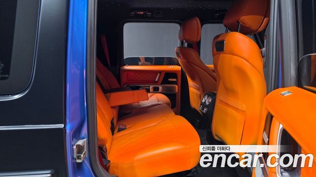 Mercedes-Benz G-Class 2022 — photo 18
