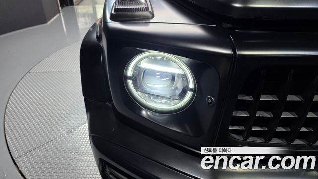 Mercedes-Benz G-Class 2022 — photo 8