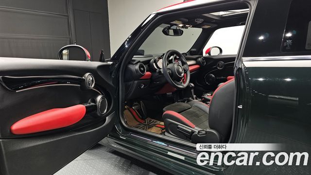 Mini Cooper 2019 — photo 13