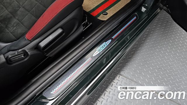 Mini Cooper 2019 — photo 29