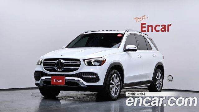 Mercedes-Benz GLE-Class 2020 — photo 1