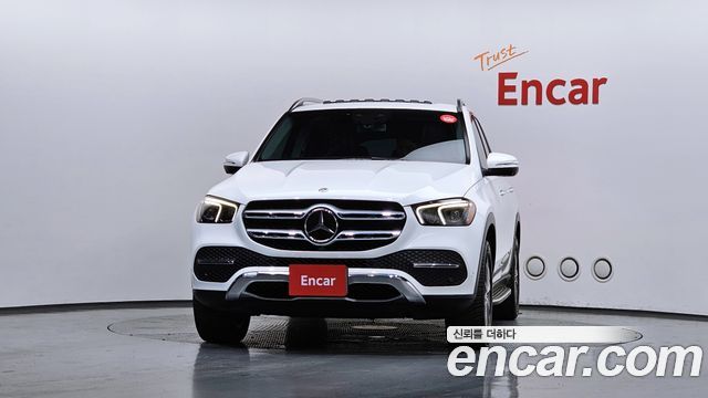 Mercedes-Benz GLE-Class 2020 — photo 3