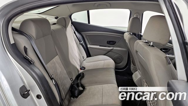 Renault Korea SM3 2012 — photo 17