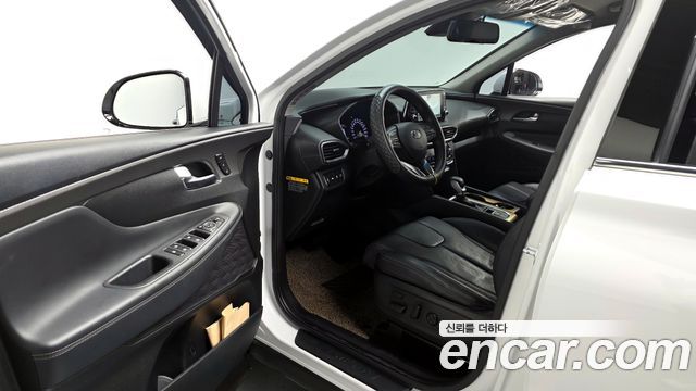 Hyundai Santafe 2019 — photo 13