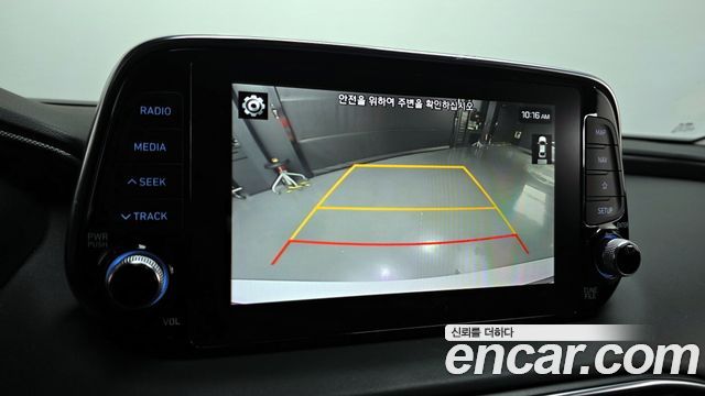 Hyundai Santafe 2019 — photo 21