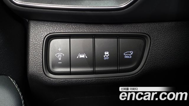 Hyundai Santafe 2019 — photo 25