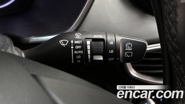 Hyundai Santafe 2019 — photo 32