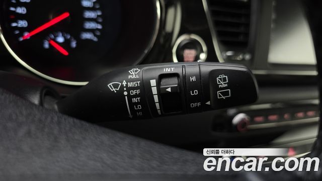Kia Canival 2019 — photo 22