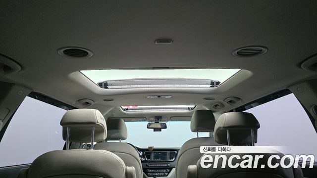 Kia Canival 2019 — photo 27