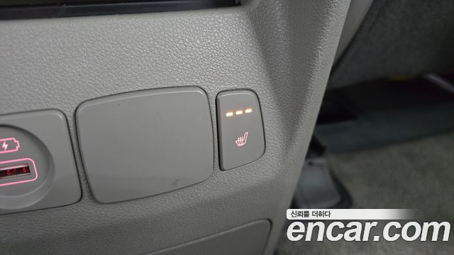 Kia Canival 2019 — photo 28