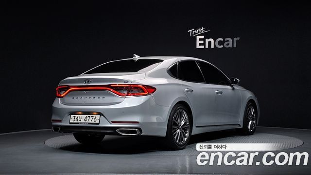 Hyundai Grandeur 2017 — photo 2