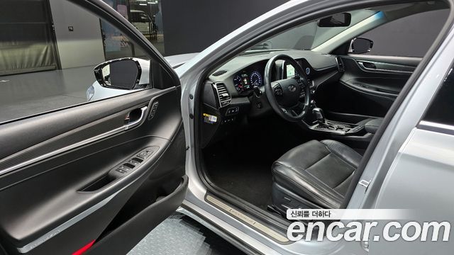 Hyundai Grandeur 2017 — photo 10