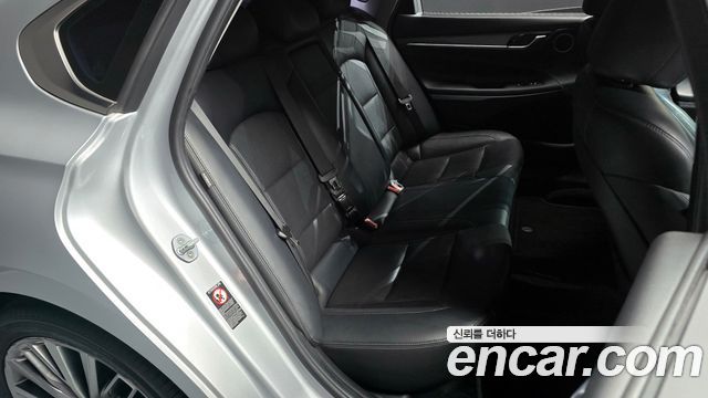 Hyundai Grandeur 2017 — photo 11