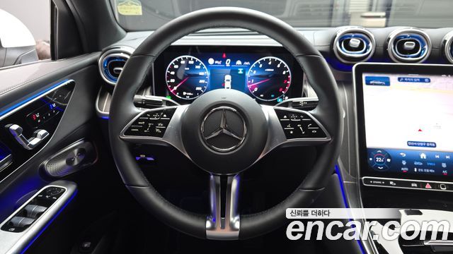 Mercedes-Benz GLC-Class 2025 — photo 13