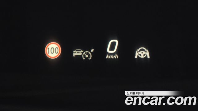 Mercedes-Benz GLC-Class 2025 — photo 18