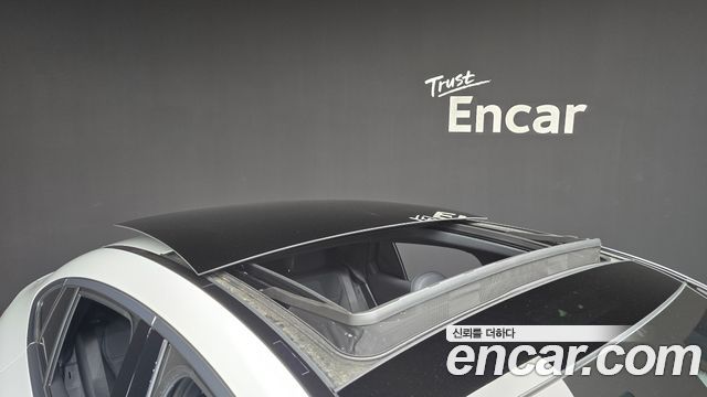Mercedes-Benz GLC-Class 2025 — photo 20