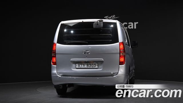 Hyundai Starex 2009 — photo 4