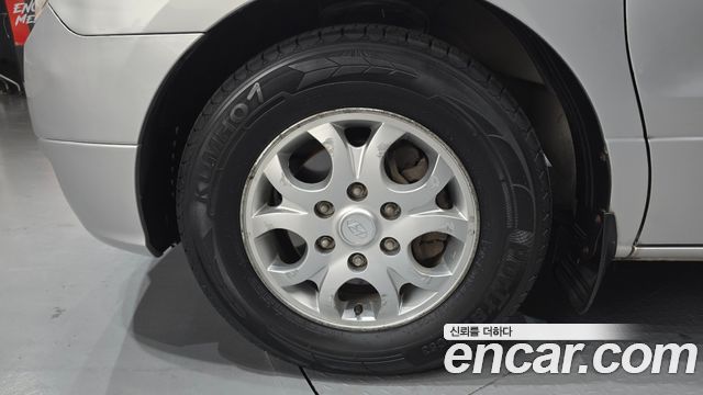 Hyundai Starex 2009 — photo 5