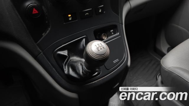 Hyundai Starex 2009 — photo 9