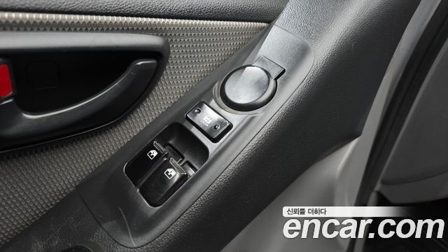 Hyundai Starex 2009 — photo 15