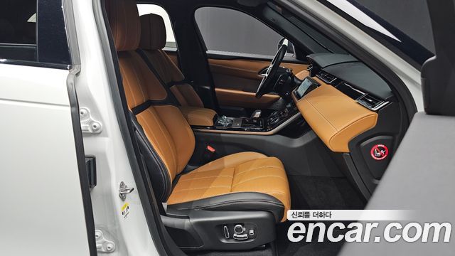 Land Rover Range Rover Velar 2021 — photo 13