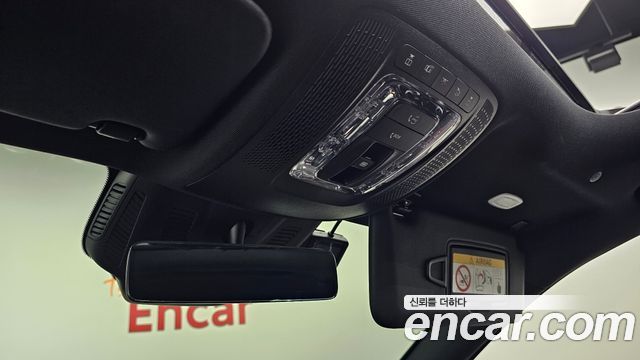 Mercedes-Benz GLA-Class 2023 — photo 29