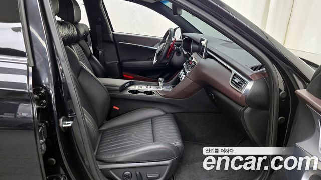 Genesis G70 2020 — photo 11