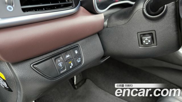Genesis G70 2020 — photo 18