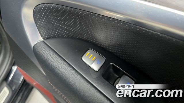 Genesis G70 2020 — photo 19