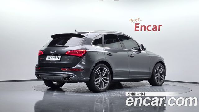 Audi SQ5 2015 — photo 2